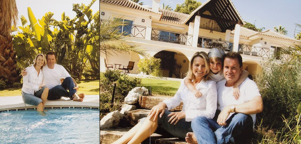 FAMILY PORTRAITS AT HOME – OR SPAIN !